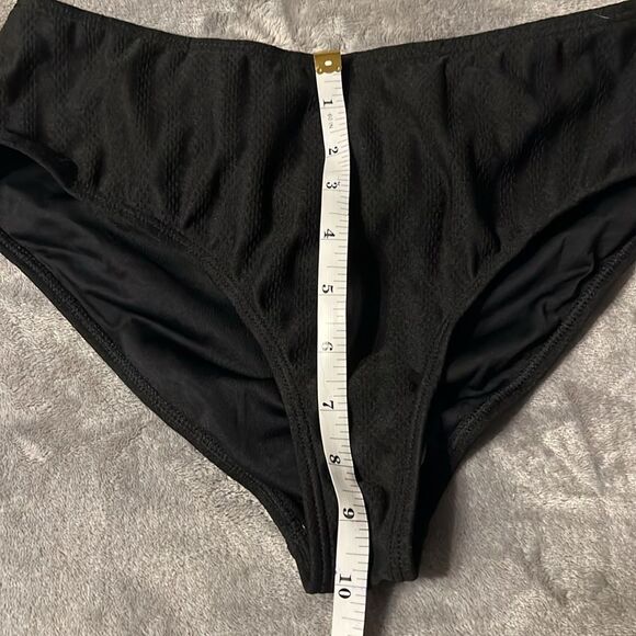 Cupshe One Shoulder Tankini - Picture 4 of 9